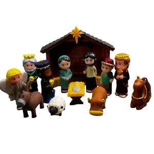 Hobby Lobby Children's Nativity Set 13 Piece Plastic Christmas‎ Manger Scene